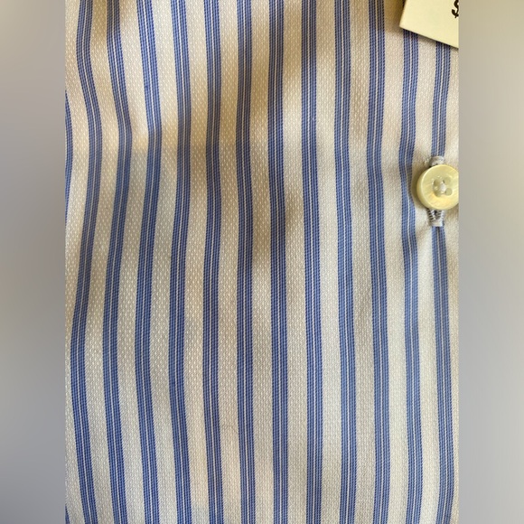 NWT Saks Fifth Avenue Travel Blue and White Striped Button Down Shirt - Picture 6 of 6